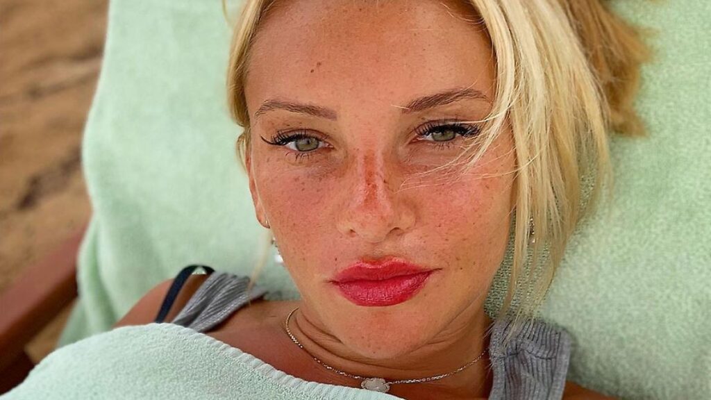 Evelyn Burdecki ungeschminkt – Die natürliche Schönheit im Fokus