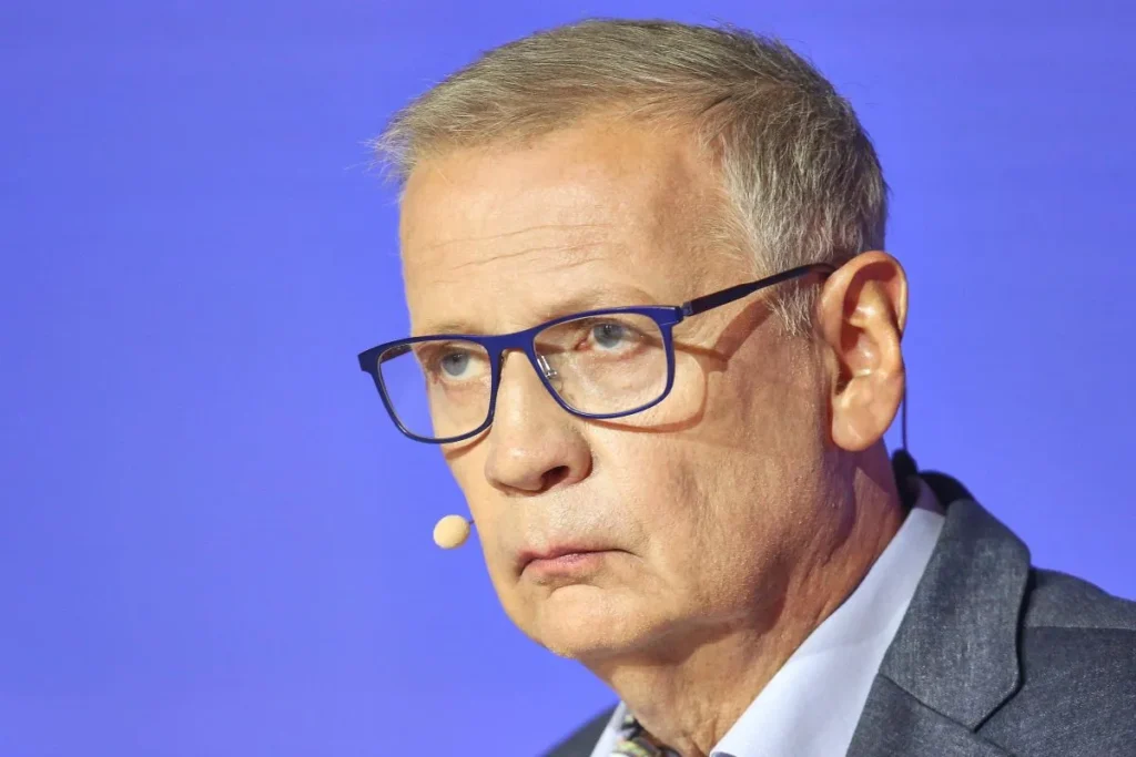 Günther Jauch verhaftet? Fakten, Hintergründe und Wahrheit im Detail